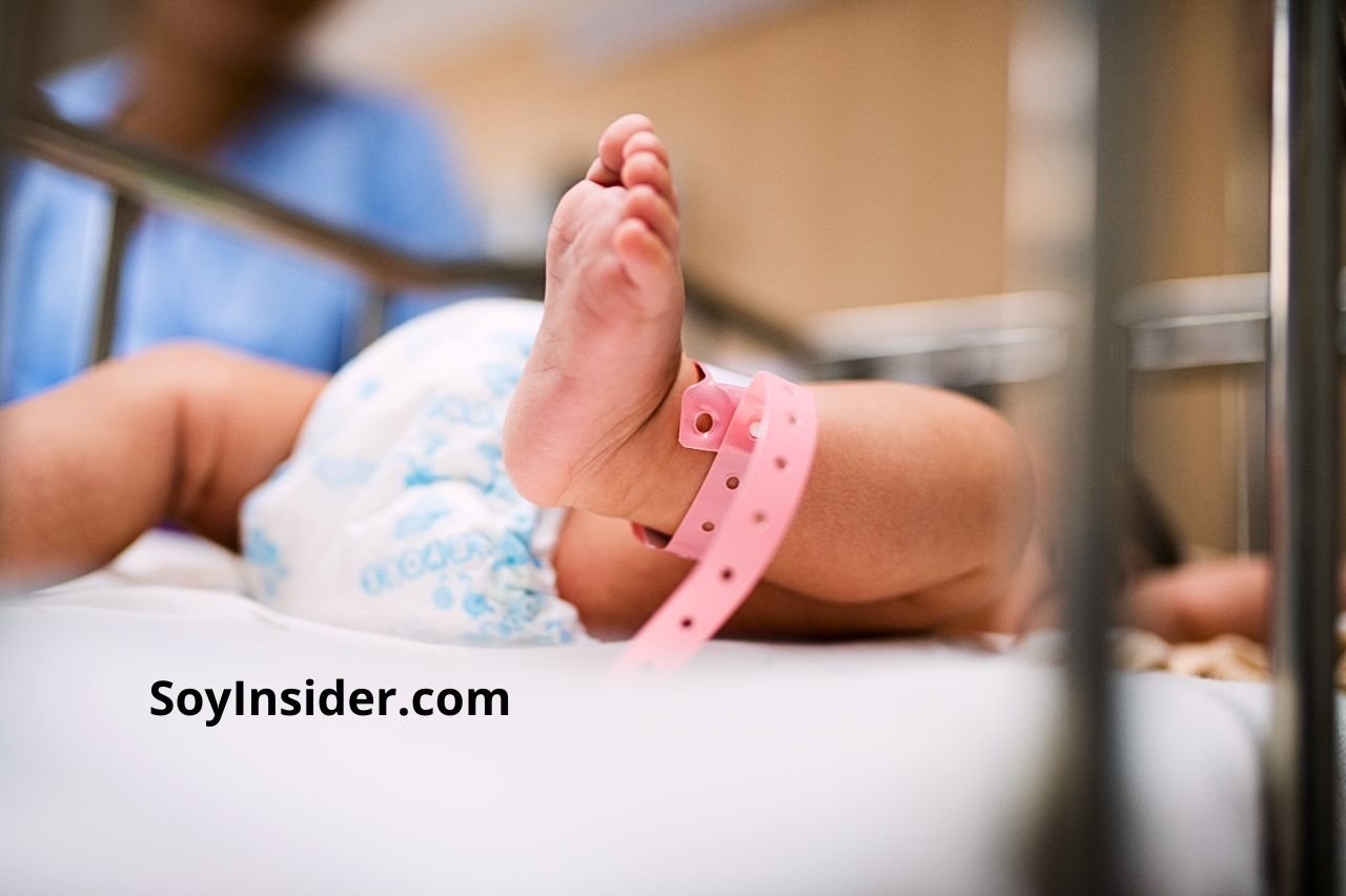 Primer año de un bebé en España, luego de su nacimiento.