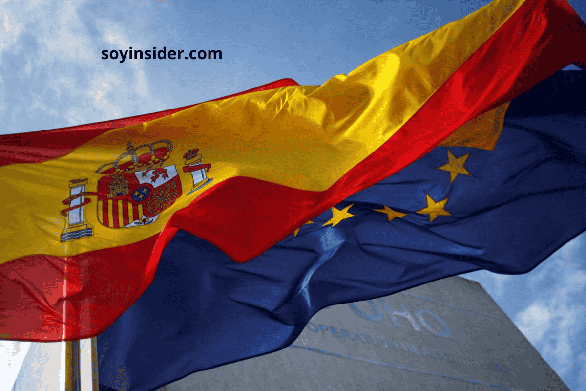 deuda pública de España en 2023, alcanzando el 105,3% del PIB, en comparación con otros países de la UE