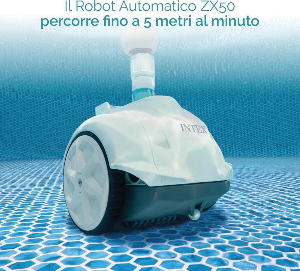 Robot limpiafondos Intex 55251 Krystal Clear ZX50 para piscina, diseño compacto en color azul con ruedas resistentes y manguera incluida, ideal para mantener el agua limpia y cristalina.