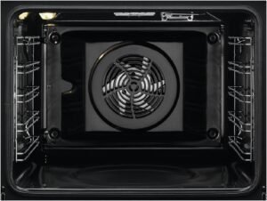 Imagen del horno eléctrico multifunción AEG BEE435111M en acero inoxidable, diseño moderno y elegante, ideal para cocina contemporánea. Perfecto para quienes buscan opiniones sobre rendimiento, funciones avanzadas y eficiencia energética.