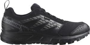 Zapatillas de deporte para hombre SALOMON Wander Gore-Tex en color negro, diseñadas para senderismo y actividades al aire libre. Modelo resistente al agua con suela de alto agarre y tecnología Gore-Tex para mayor comodidad y protección.