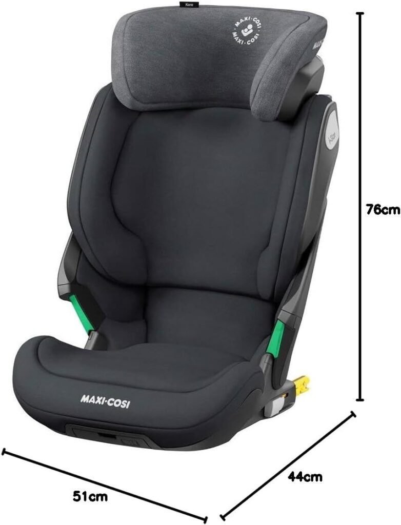 Silla de coche Maxi-Cosi Kore i-Size en color gris oscuro, diseño ergonómico con reposacabezas ajustable, protección lateral y sistema ISOFIX visible en imagen frontal del producto, ideal para niños a partir de 100 a 150 cm.