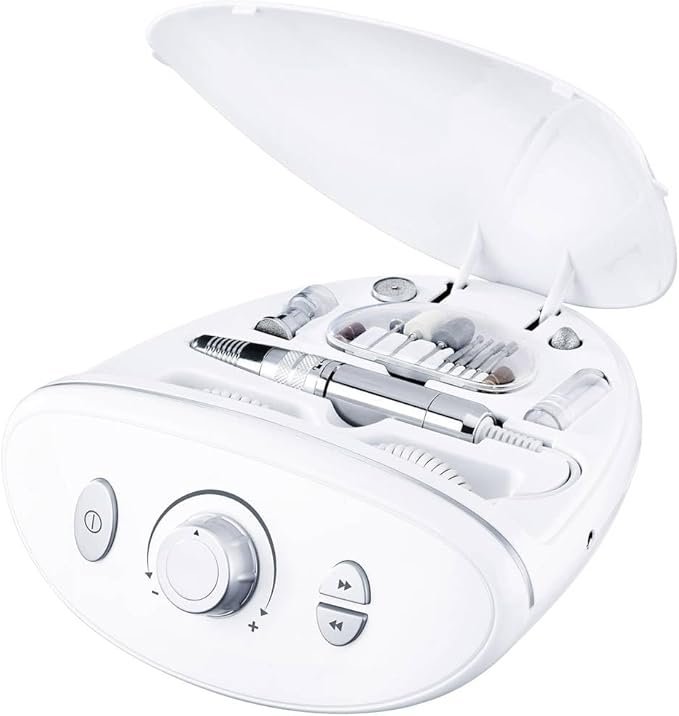 Imagen del producto Beurer MP 100: estación profesional eléctrica para manicura y pedicura, diseño ergonómico con accesorios incluidos, ideal para el cuidado completo de uñas en casa o uso profesional.