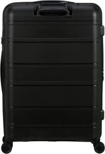 Imagen del set de maletas American Tourister Skymax de 3 piezas en color negro, mostrando su diseño elegante, ruedas giratorias y resistentes, asas ergonómicas y tejido duradero, ideal para viajes cómodos y seguros.