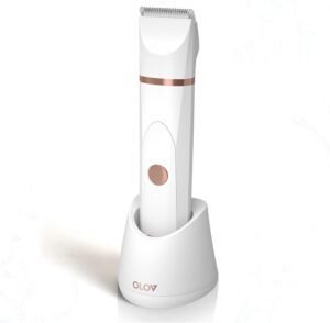 Imagen de la rasuradora OLOV para mujer, diseñada especialmente para la zona íntima, con diseño ergonómico y cabezal de precisión. Ideal para un afeitado suave y seguro. Perfecta para quienes buscan opiniones sobre la mejor rasuradora íntima femenina.