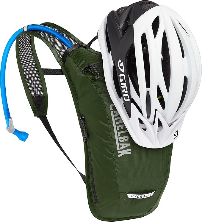Imagen de la mochila Camelbak Hydrobak ligera de 2.5L (50 oz) en color destacado, diseñada para hidratación en actividades al aire libre como ciclismo y senderismo; incluye sistema de hidratación integrado y correas ajustables para mayor comodidad.