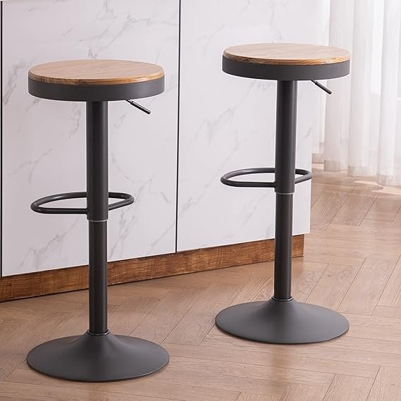 Juego de 2 taburetes de bar Kidol & Shellder en color negro, diseño moderno con asiento de madera giratorio 360° y altura ajustable, ideal como sillas de comedor o cocina.