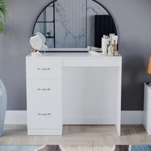 Diseño moderno y elegante con el tocador para maquillaje de 3 cajones Vida Designs Home Discount Riano. Perfecto para tu dormitorio. ¡Consíguelo ya!