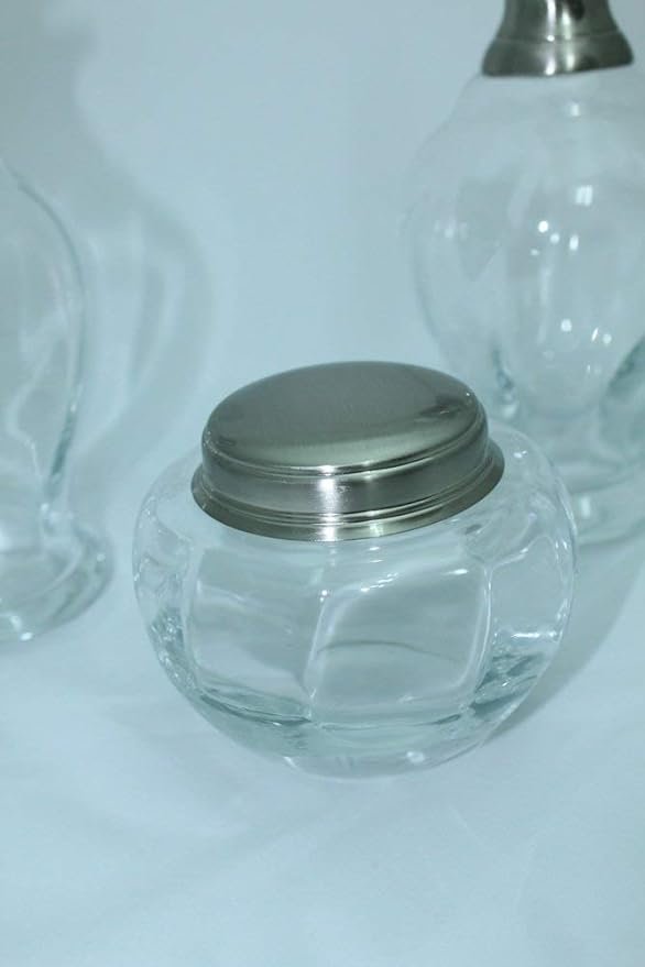 DRW - Juego de tocador de Cristal Tallado y Metal en Color Dorado. ¡Agrega un toque de elegancia a tu habitación con este impresionante juego de tocador! Con detalles tallados en cristal y metal dorado, este set es perfecto para añadir un toque de lujo a tu rutina diaria de belleza. ¡Hazte con el tuyo hoy mismo!