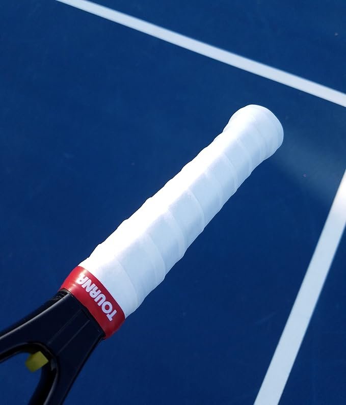 Imagen del producto Tourna Mega TAC sobreagarre extra pegajoso en paquete de 30 unidades, ideal para mejorar el agarre en raquetas de tenis y squash.