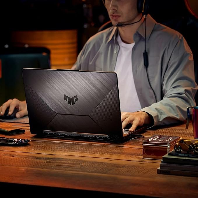 ASUS TUF 2024 A15 Gaming Laptop, 15.6" 144Hz FHD, 8-Core Ryzen 7 7435HS, NVIDIA RTX 3050, 64GB RAM - Opiniones y análisis completo