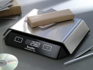 Balanza de cocina profesional Terraillon Supreme de 10 kg – Vista del diseño moderno y preciso del modelo 'Supreme', ideal para recetas exactas y uso culinario doméstico o profesional.