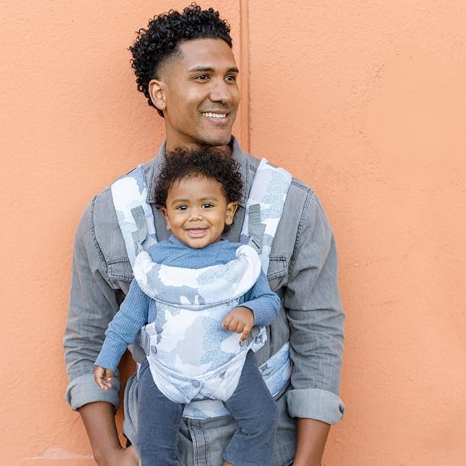 Mochila para bebé 4 en 1 Infantino Flip Advanced - Llévala cara a cara o mirando a la calle