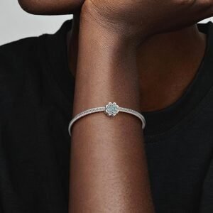 Imagen de producto: Dije trébol Pandora Moments - Opiniones y ofertas en Amazon