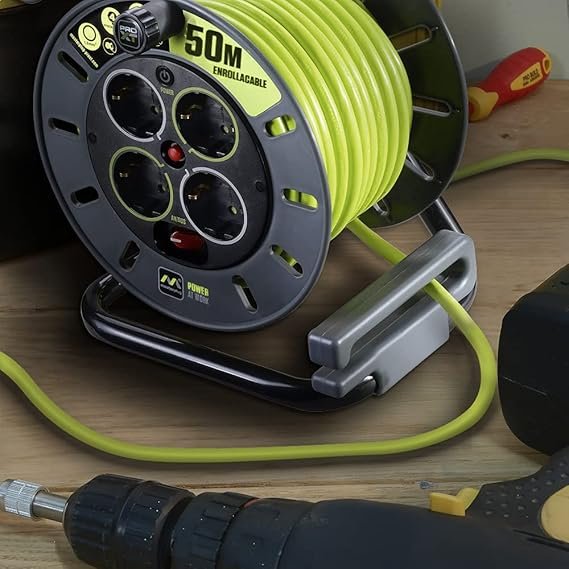 Mejor enrollacables Masterplug Pro XT con 4 tomas, bobinado de opción de calidad.
