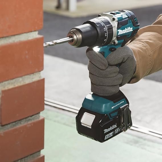 Opiniones Makita DHP484RTJ Taladro, 450 W, 18 V, Negro, One size - Imagen del producto - Taladro Makita DHP484RTJ de 450W y 18V en color negro, tamaño único.