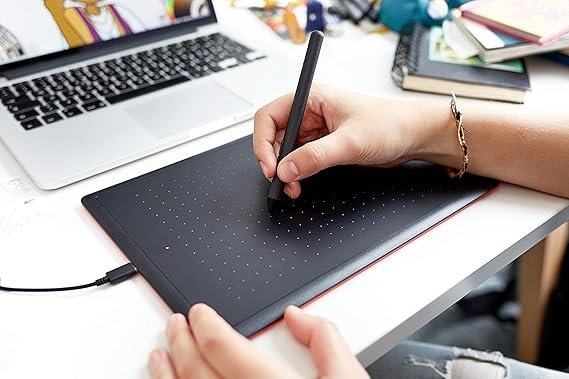Tableta gráfica Wacom One by Wacom Medium con lápiz digital sensible a la presión, ideal para Windows - Opiniones