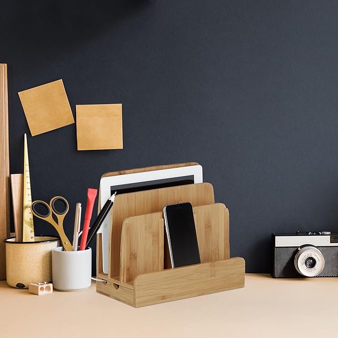 Estación de carga de bambú para tablets y smartphones - Opiniones Relaxdays - 3 depósitos - Compra online - Producto de calidad - Organizador de dispositivos electrónicos.