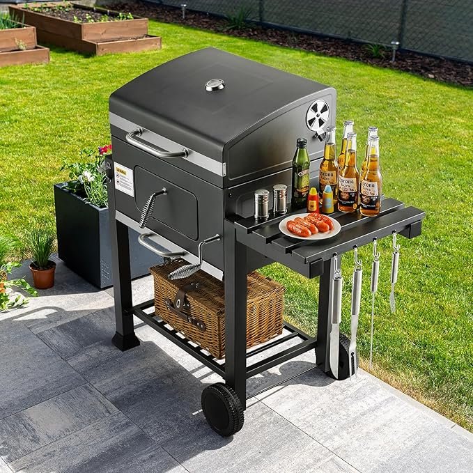 Descubre la parrilla de barbacoa carbón XL TLSUNNY con tapa y ruedas. Ideal para disfrutar de deliciosas parrilladas al aire libre. ¡Hazte con la tuya ahora!