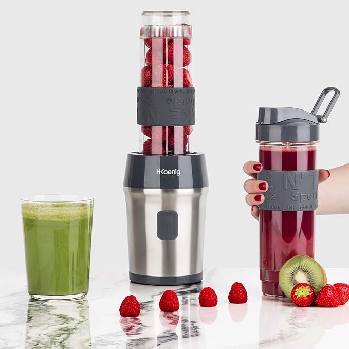Mini batidora de vaso H.Koenig SMOO9 - 300W, ideal para preparar tus batidos y smoothies favoritos. Con 4 cuchillas de acero inoxidable para una mezcla perfecta. ¡Consigue la tuya ahora!