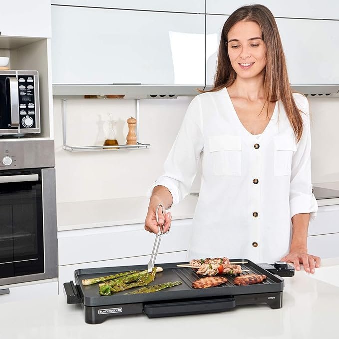 Black+Decker BXGD2200E – Plancha de asar eléctrica con grill 2200W. Bandeja recoge grasas. ¡Descubre todas las bondades de esta plancha de asar en nuestra tienda online!