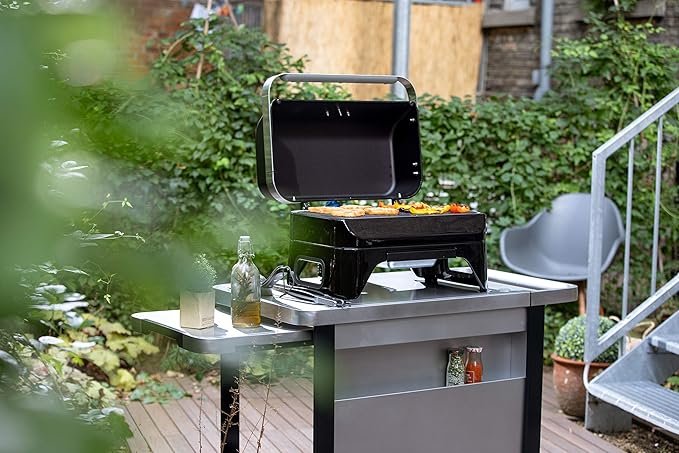 Barbacoa de gas Campingaz Attitude2go R: la mejor opción para tu balcón o mesa, baja emisión de humo y portátil. ¡Disfruta de una deliciosa comida al aire libre con estilo!