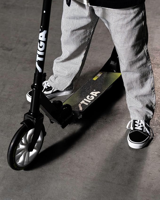 Opiniones Patinete STIGA STR Route 200-S con Sistema de Estabilidad - Adultos y niños a Partir de 7 años - Patinete Urbano hasta 100 kg - Plegable y Regulable en Altura con Ruedas Extra Grandes - Imagen del producto en alta resolución.