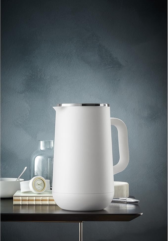 Jarra térmica WMF Impulse de 1,0 l para té o café con tapa a rosca que mantiene la temperatura - Opiniones y características de este producto de alta calidad.