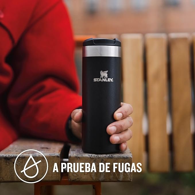Opiniones Stanley Aerolight Transit Termo Cafe para Llevar 0.47L - Mantiene el Calor Durante 8 Horas - Compatible con Soporte para Coche. ¡Aprovecha esta oferta única y disfruta de tu bebida favorita siempre caliente en cualquier lugar!