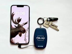 "Opiniones Pulse Mini Power Bank 2000 mAh - Cargador portátil y lindo con cables integrados"