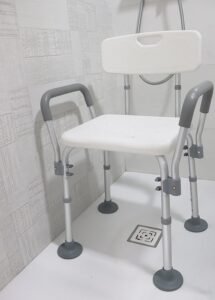 Opiniones PEPE Mobility Silla Ducha Personas Mayores Antideslizante, Respaldo y Reposabrazos Extraibles, Ajustable en Altura, Ortopédica - Silla de ducha para personas mayores con diseño antideslizante, ajustable en altura y con respaldo y reposabrazos extraíbles. Ortopédica y segura. ¡Compra la tuya ahora!