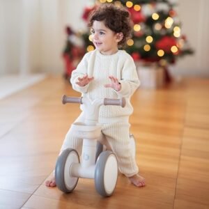 Opiniones KikkaBoo Bicicleta Sin Pedales ZIPI, Correpasillos Bebé de 1 a 3 Años, Bicicleta Equilibrio - Descubre la mejor bicicleta sin pedales para tu bebé. ¡Con la Bicicleta Sin Pedales ZIPI de KikkaBoo, tu pequeño aprenderá a mantener el equilibrio de forma segura y divertida! ¡Ideal para niños de 1 a 3 años!
